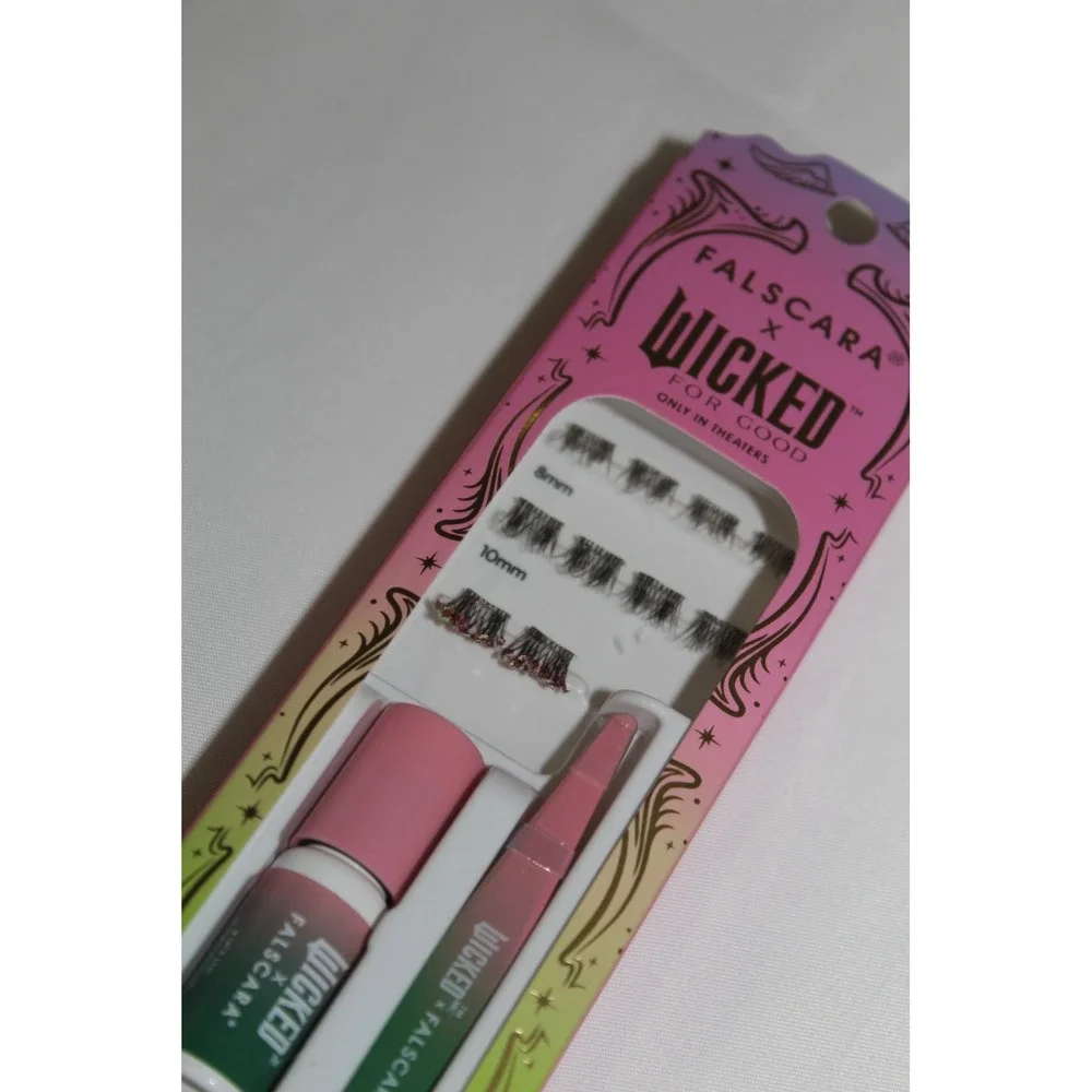 Falscara x Wicked The Bare Essentials Kit Wickedly Wonderful Lash Extension Set